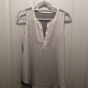 Loft mixed media shell size M
